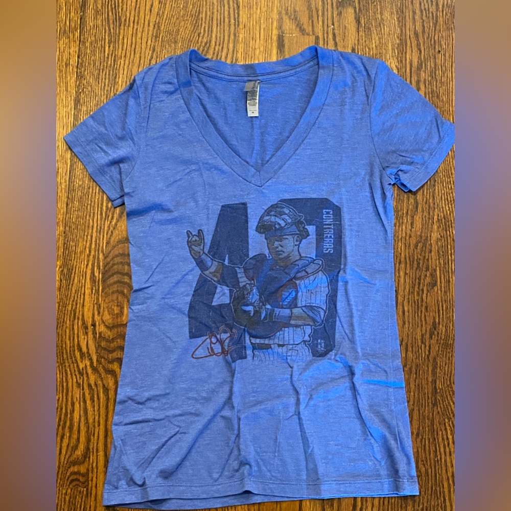 Women’s Chicago Cubs Wilson Contreras‎ Shirt Size Medium